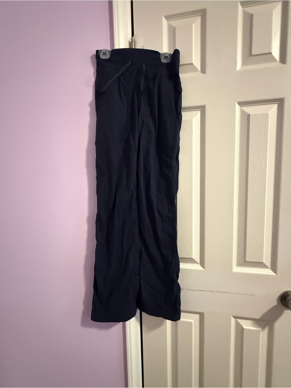 Lululemon dance pants color is Midnight Black